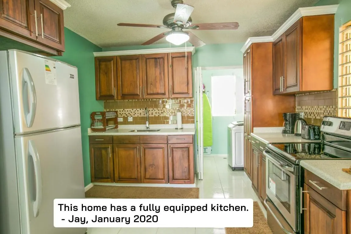 Book A Cozy Getaway: Near Bob Marley Museum Apartment Kingston